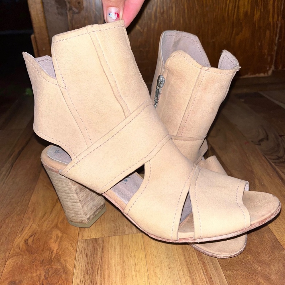 Free People Womens Sz 9 US Leather High Heel Sandals Bootie Open Toe Shoes